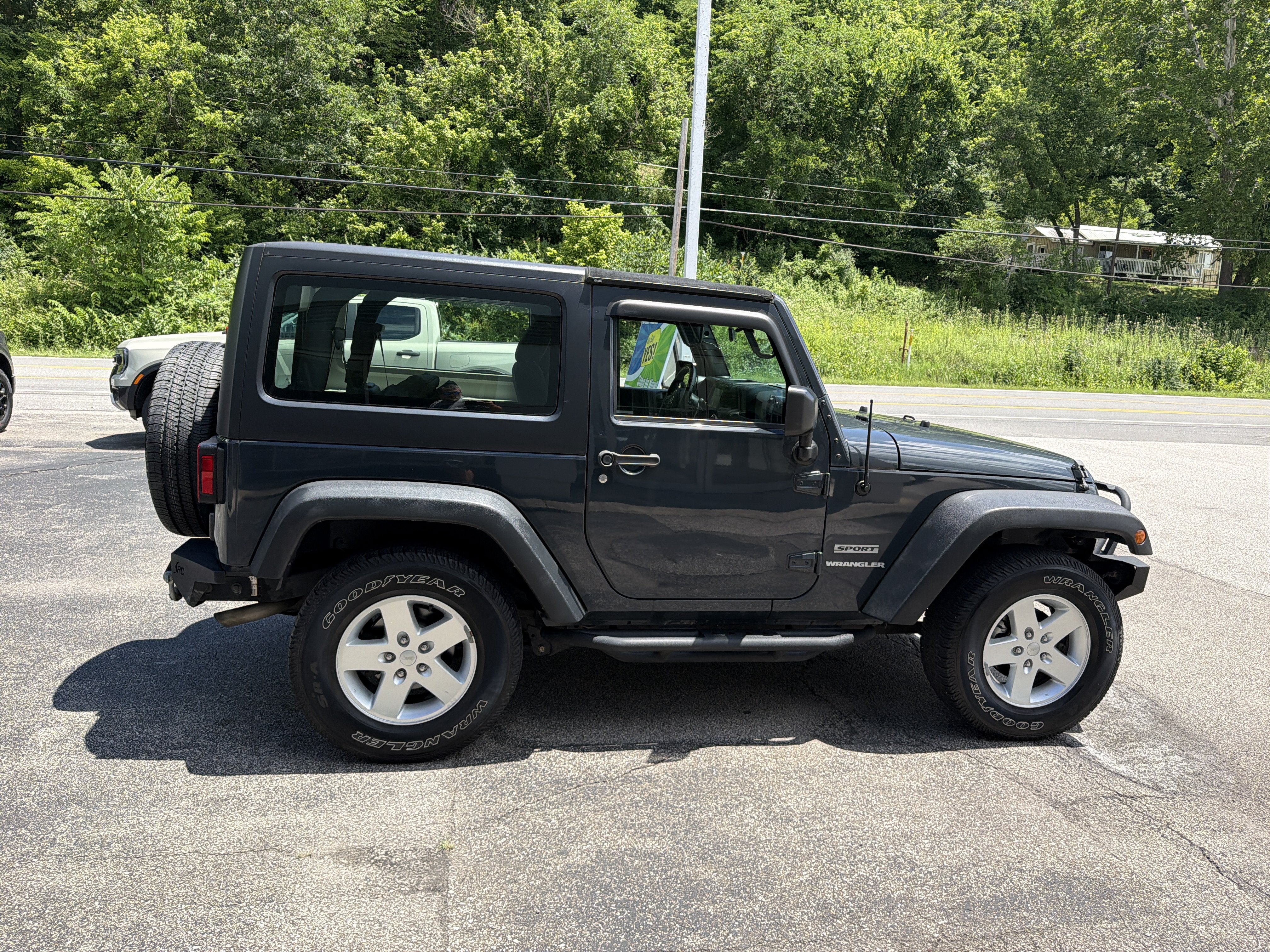 2017 Jeep Wrangler Sport