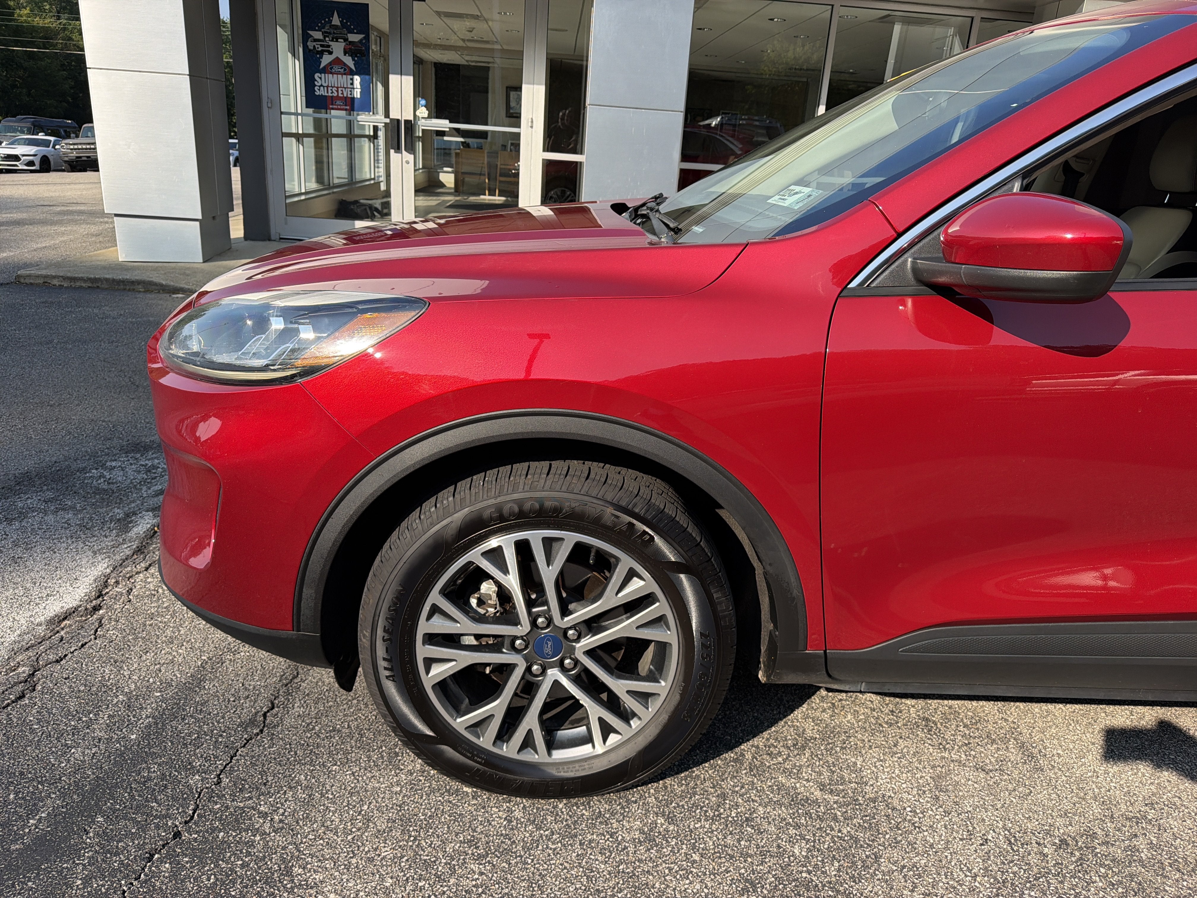 2020 Ford Escape SEL