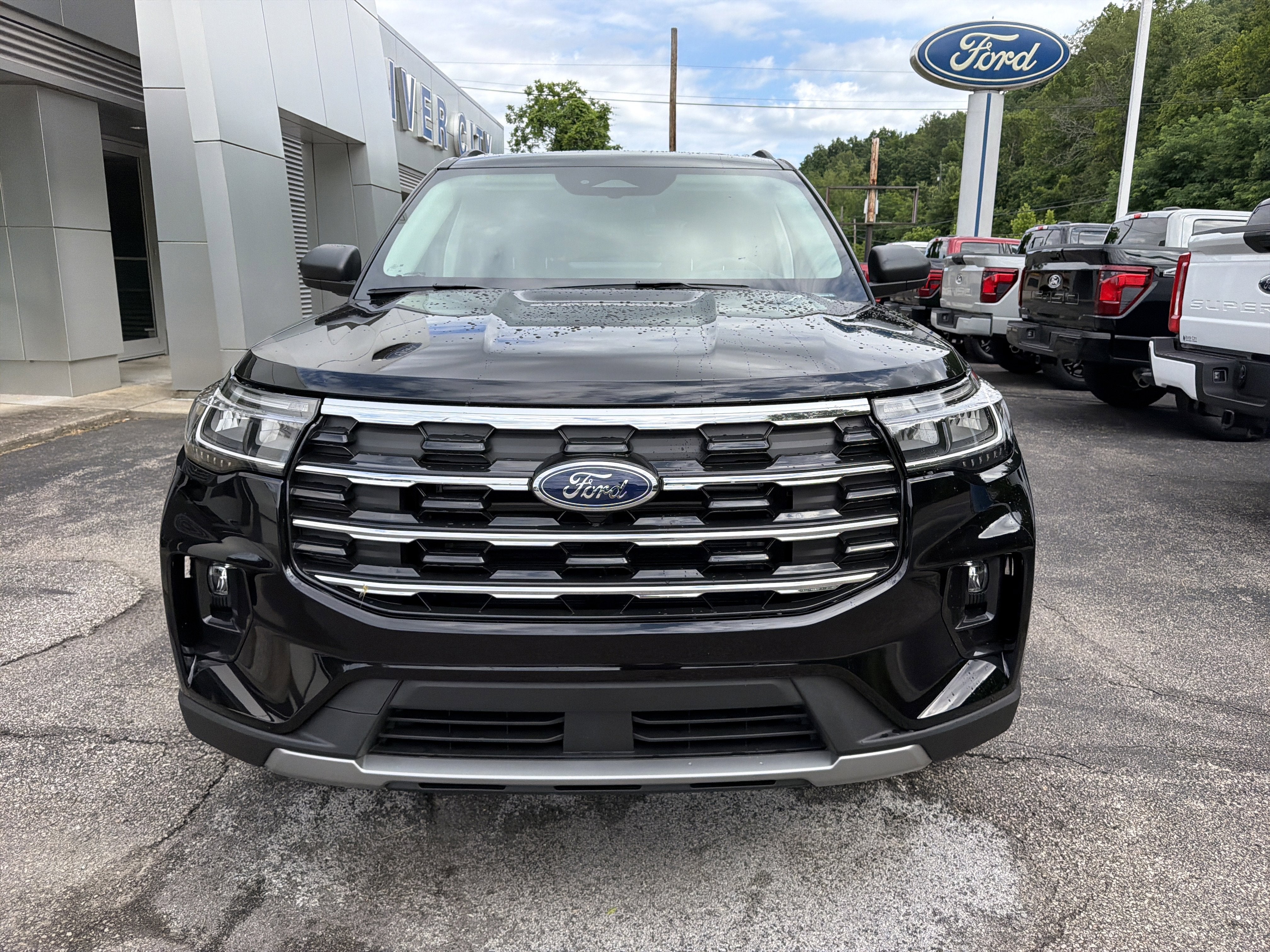 2026 Ford Explorer Active w/200A Pkg