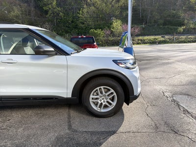 2026 Ford Explorer Base