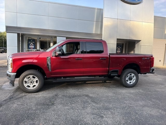 2027 Ford Super Duty F-250 SRW XLT