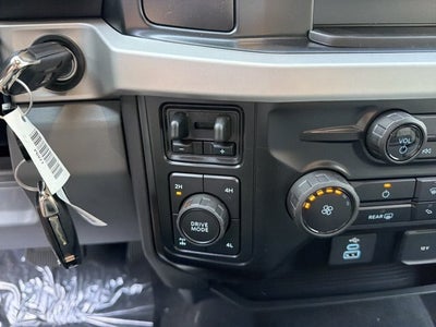 2027 Ford Super Duty F-250 SRW XLT