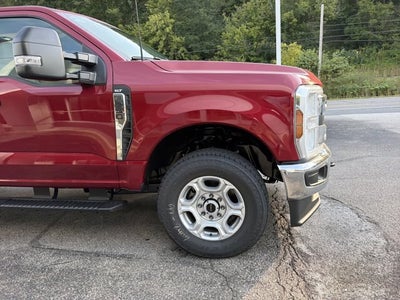 2027 Ford Super Duty F-250 SRW XLT