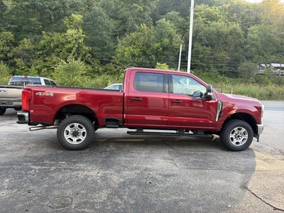 2027 Ford Super Duty F-250 SRW XLT