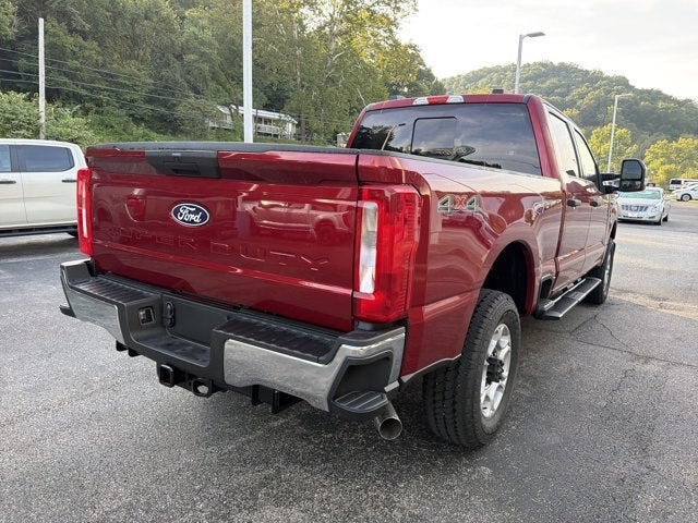 2027 Ford Super Duty F-250 SRW XLT