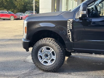 2027 Ford Super Duty F-250 SRW XL