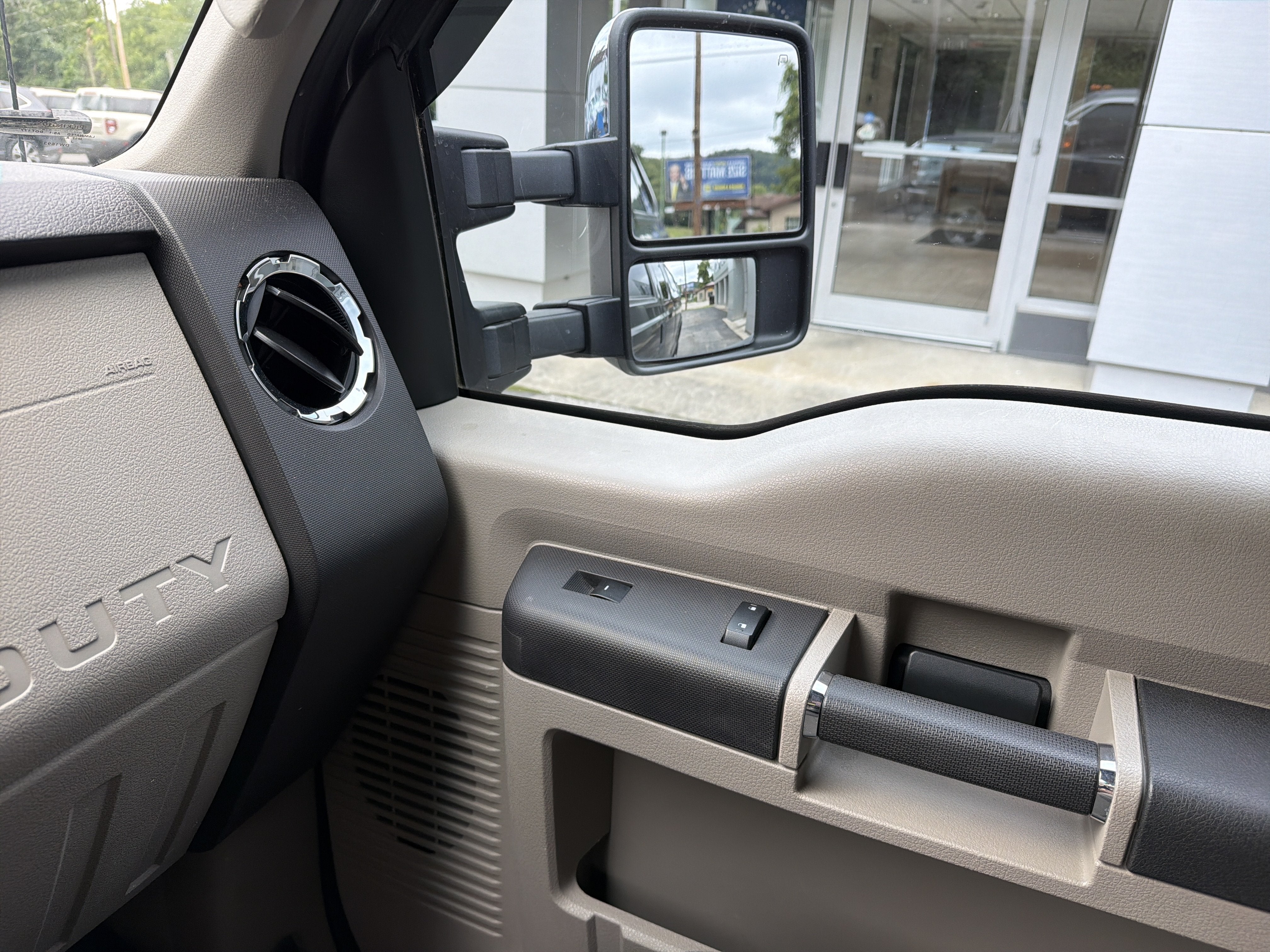 2010 Ford Super Duty F-250 SRW XLT