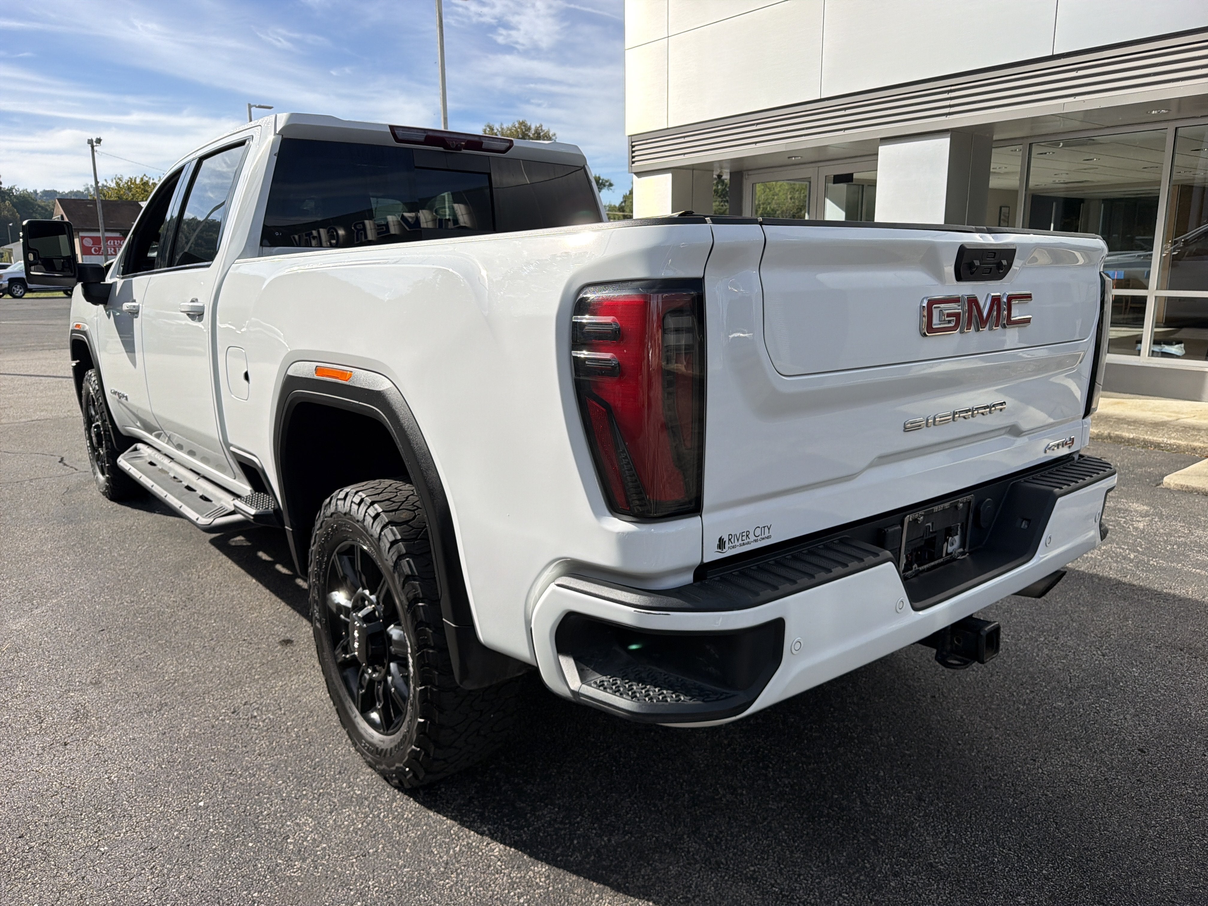 2024 GMC Sierra 2500HD AT4