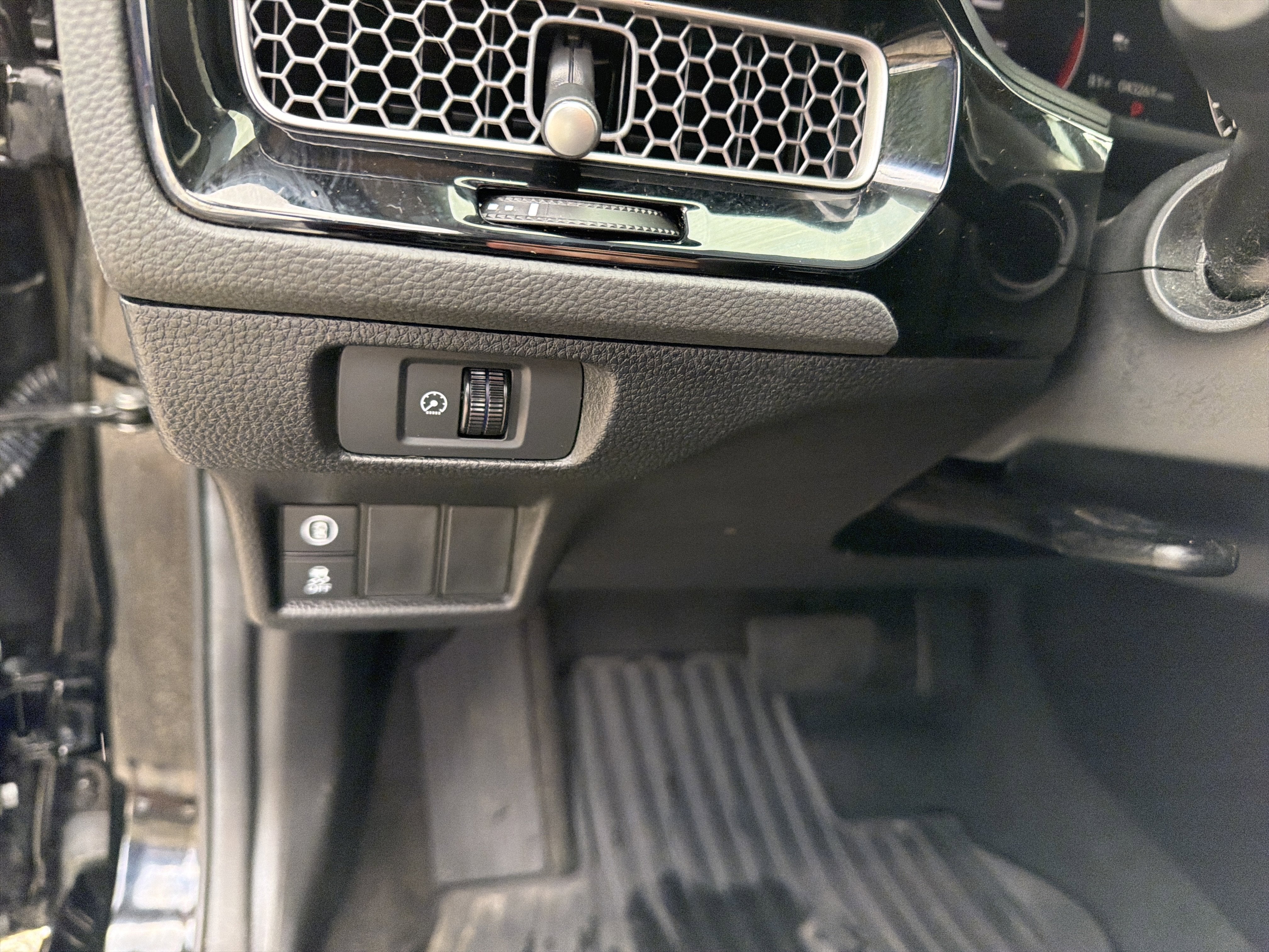 2024 Honda Civic Sedan LX