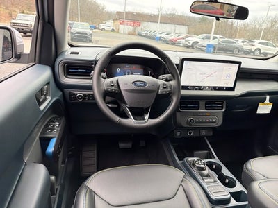 2026 Ford Maverick Lobo Standard