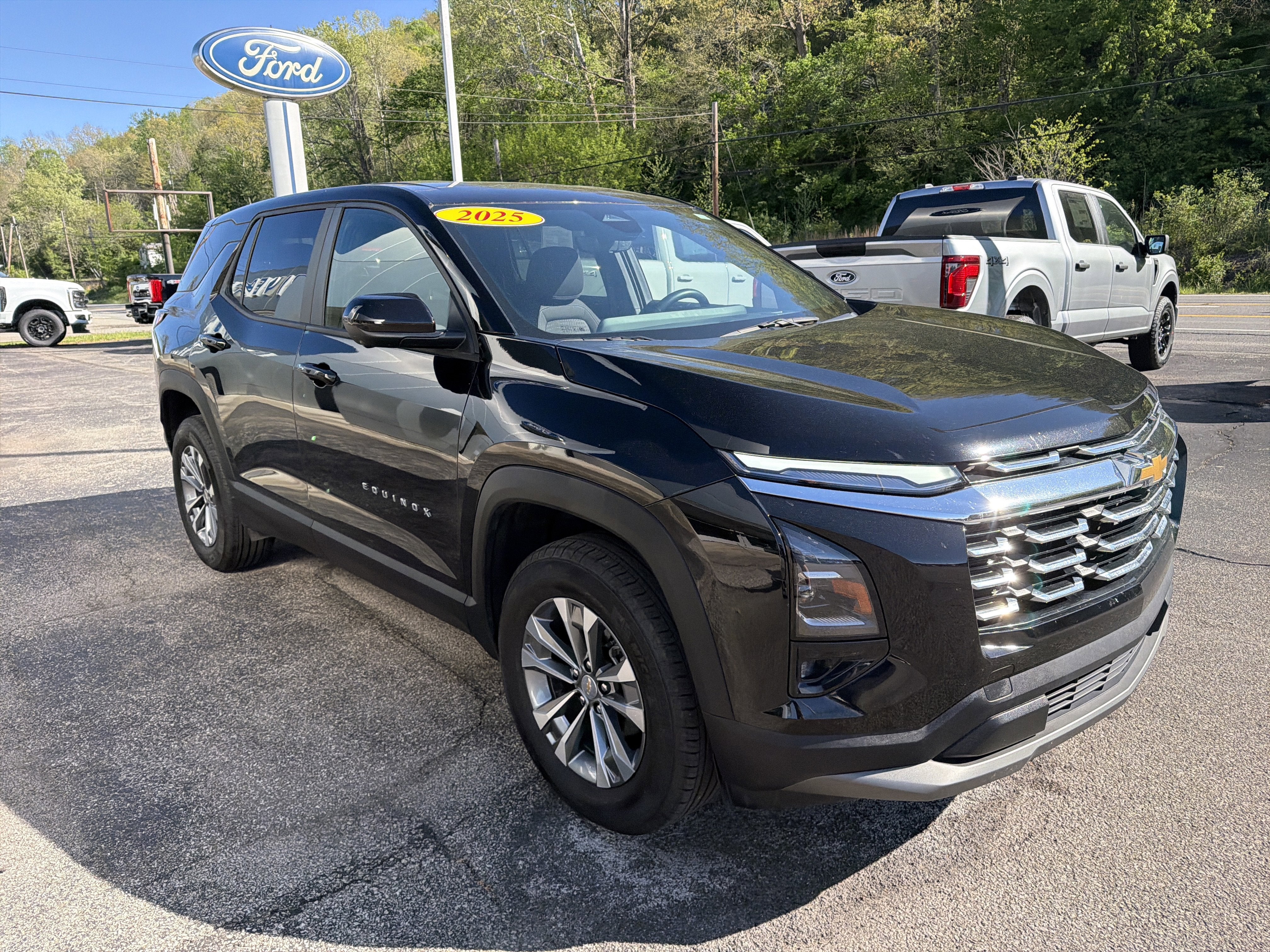 2025 Chevrolet Equinox AWD LT
