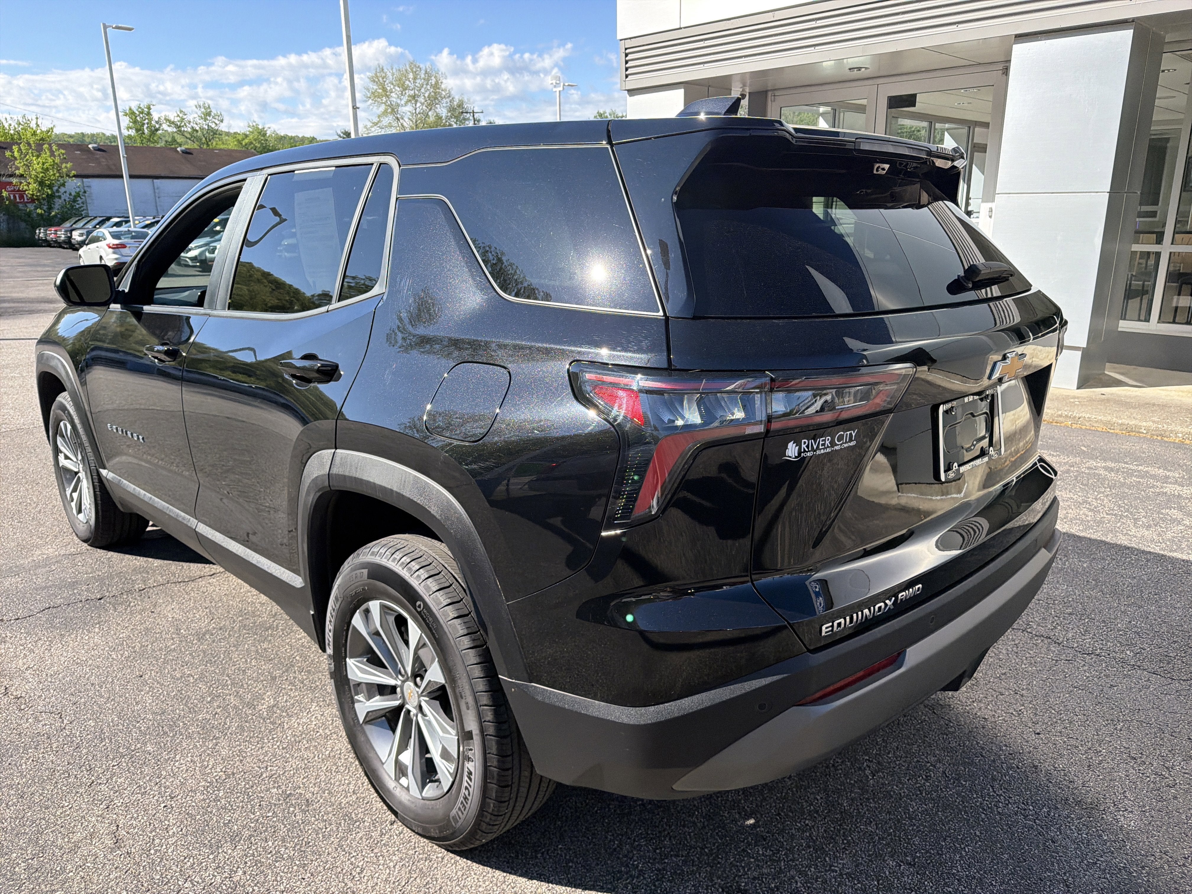 2025 Chevrolet Equinox AWD LT