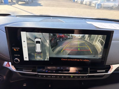 2025 Toyota Sienna Platinum