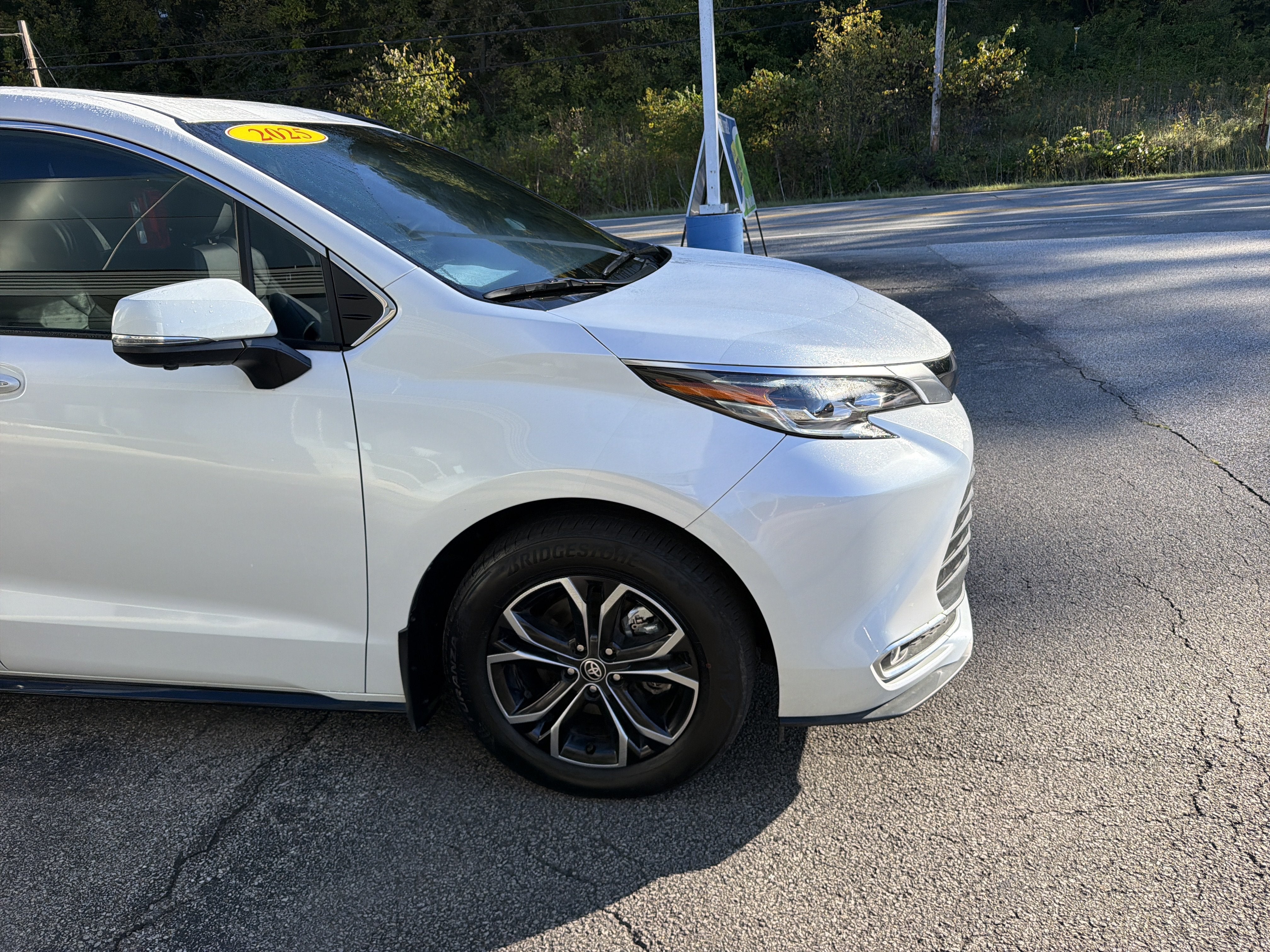 2025 Toyota Sienna Platinum