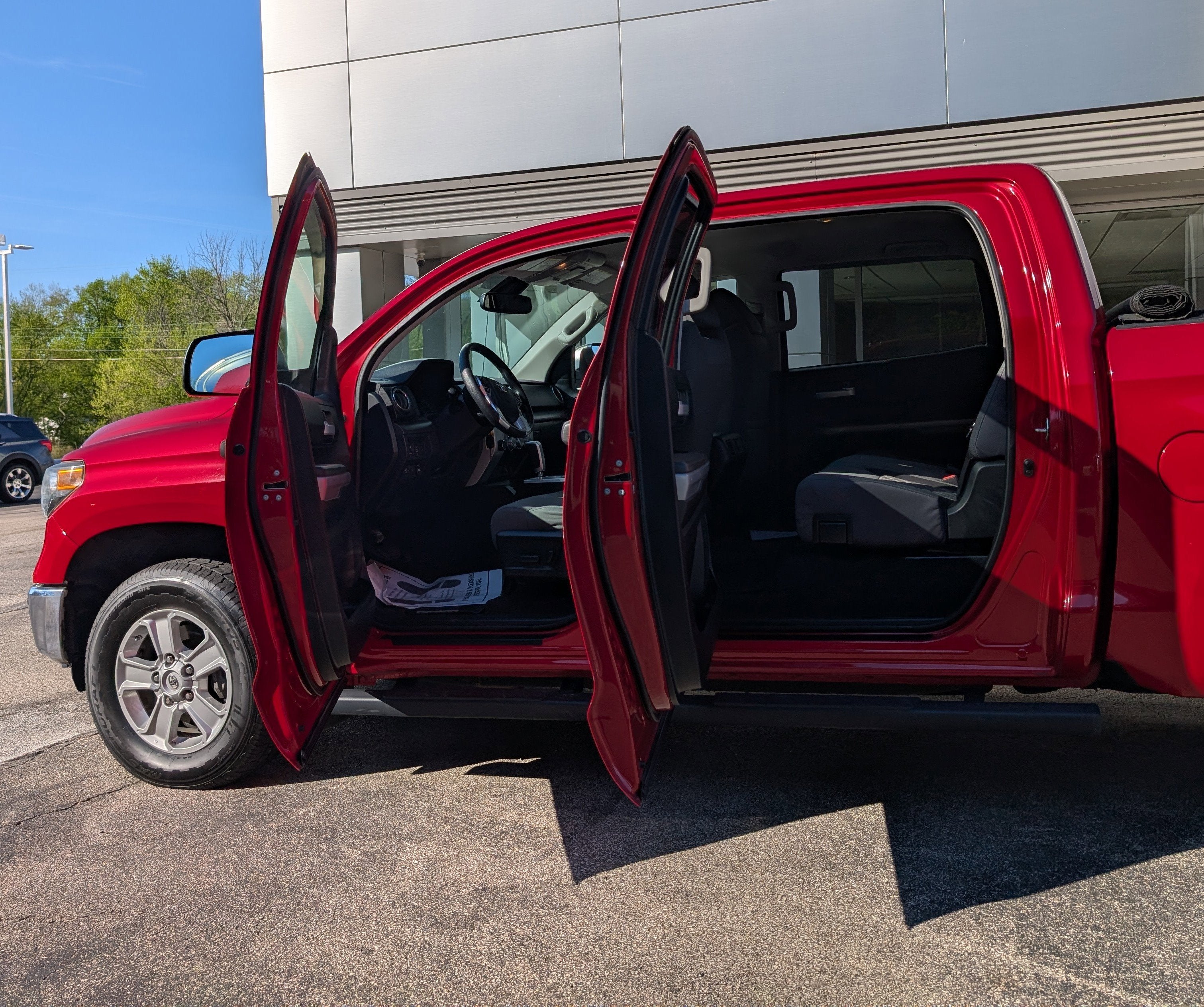 2019 Toyota Tundra 4WD SR5