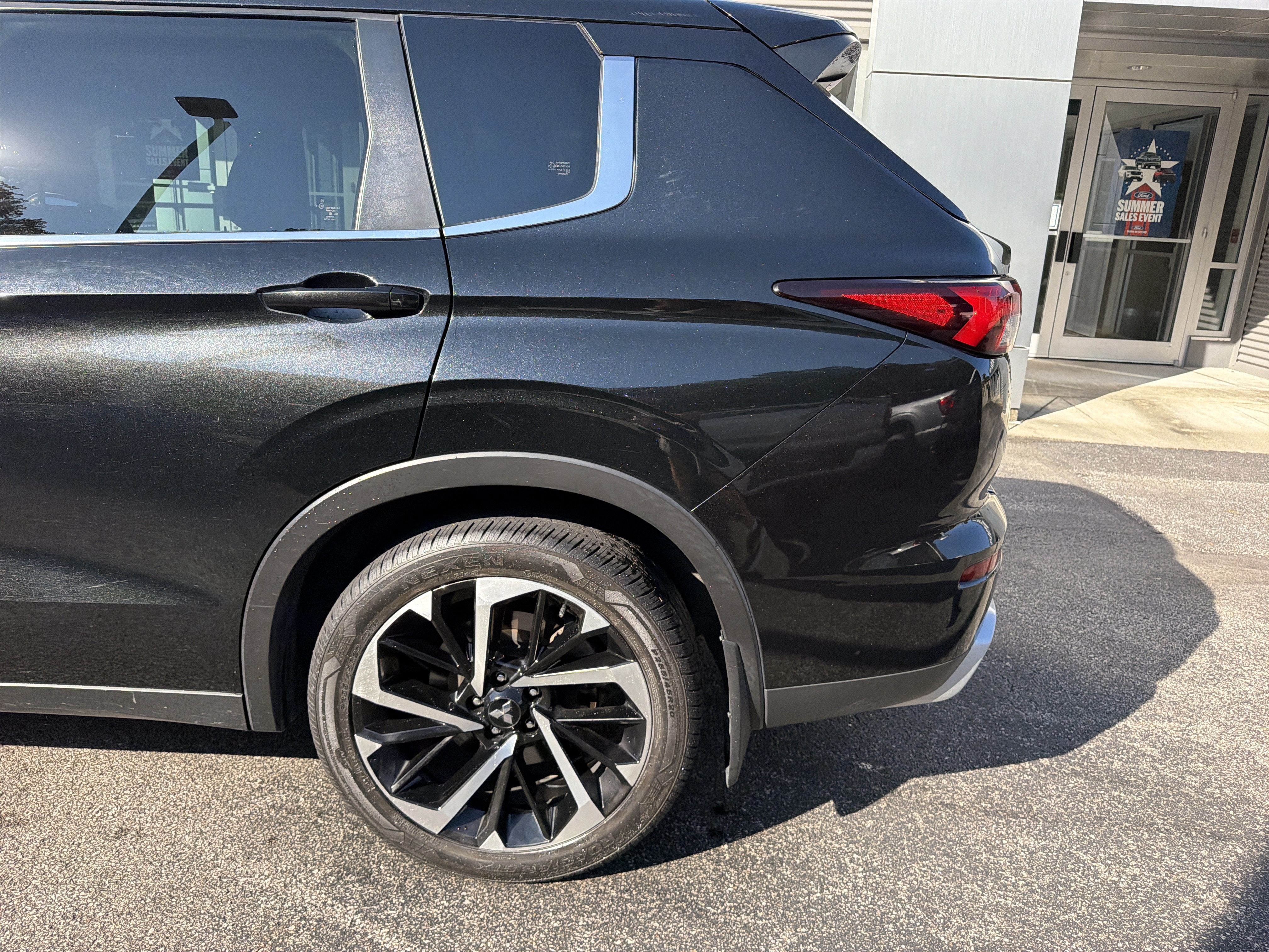 2022 Mitsubishi Outlander SE