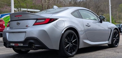 2024 Toyota GR86 Premium