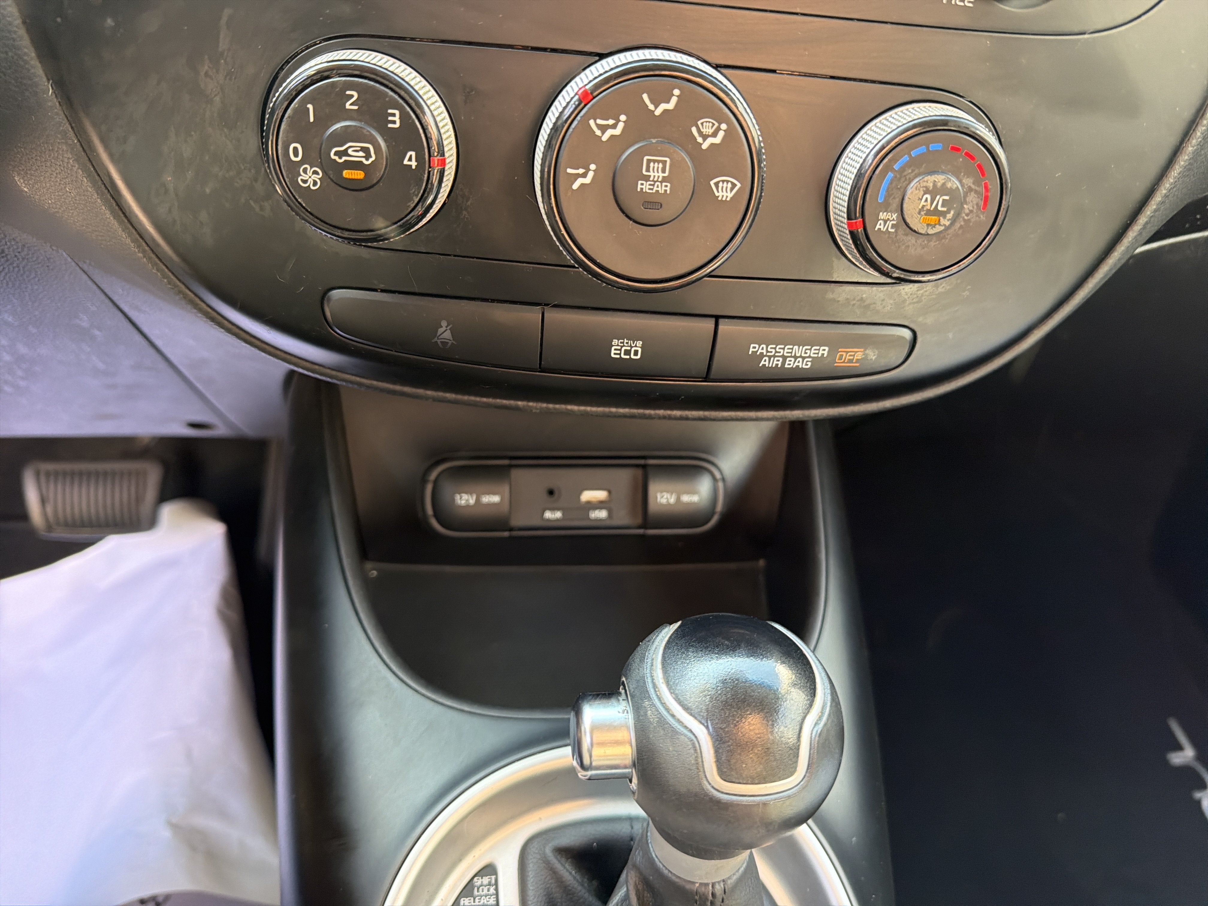 2016 Kia Soul Base