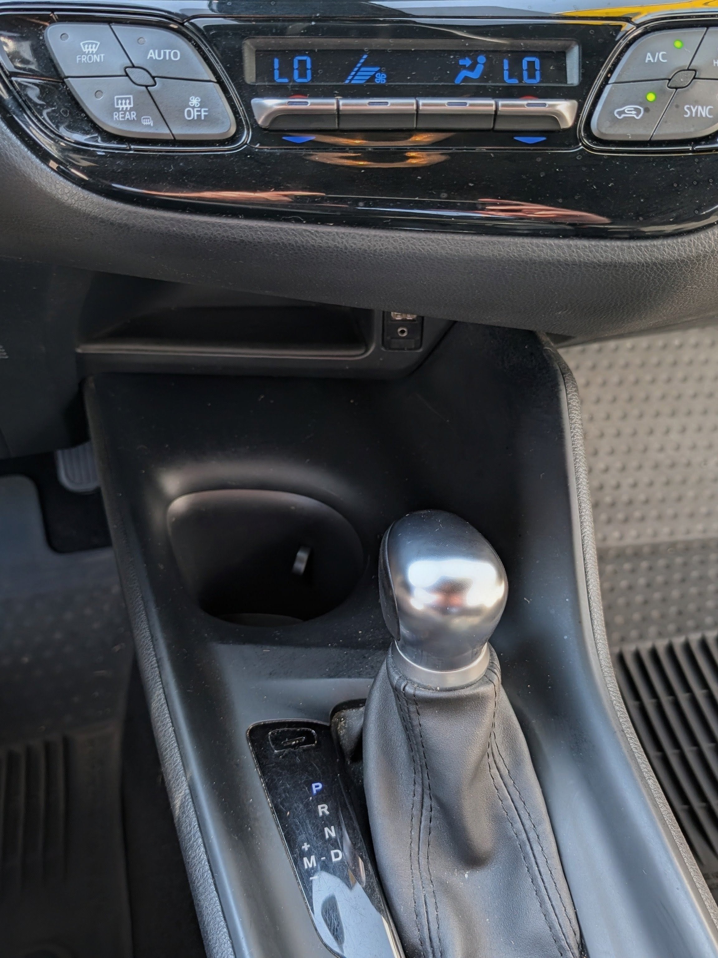 2019 Toyota C-HR LE