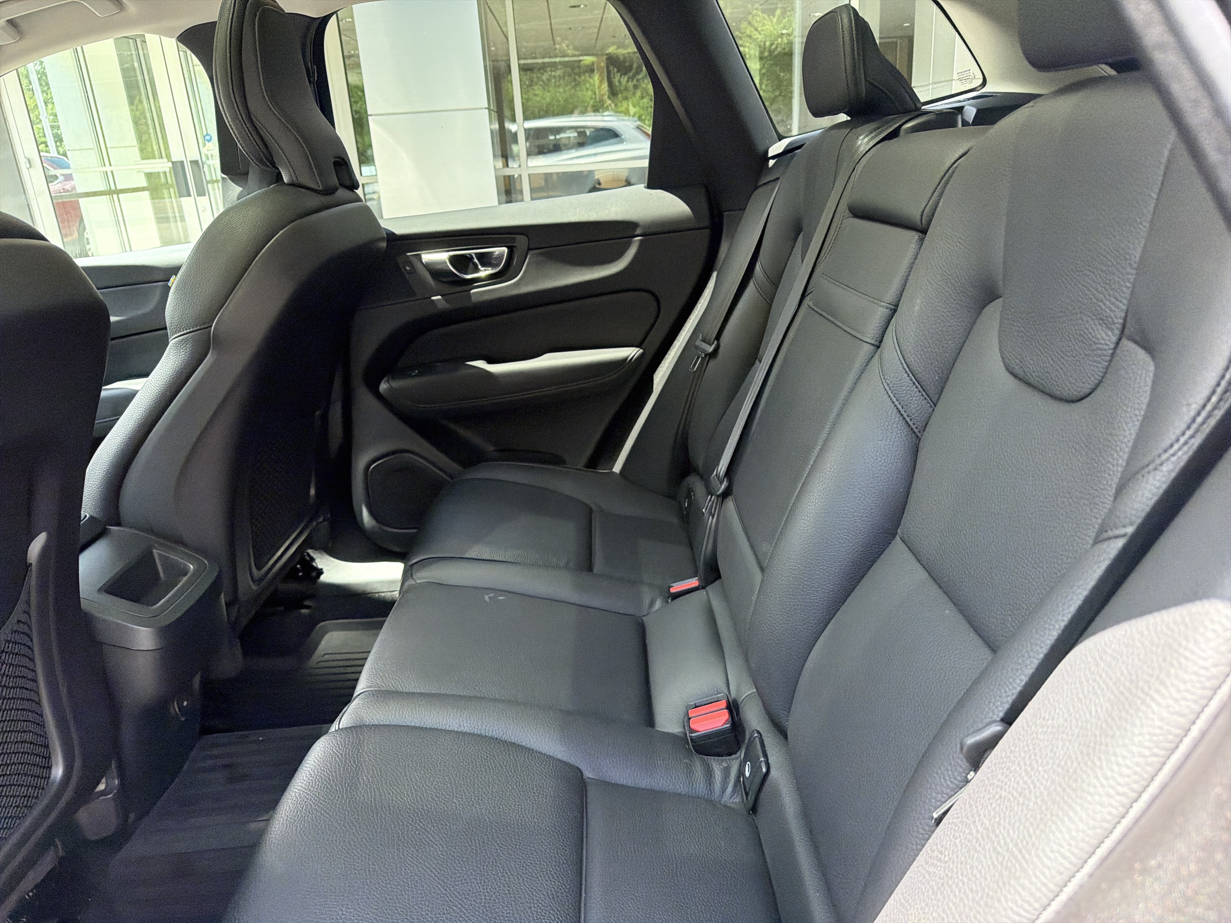 2021 Volvo XC60 Momentum