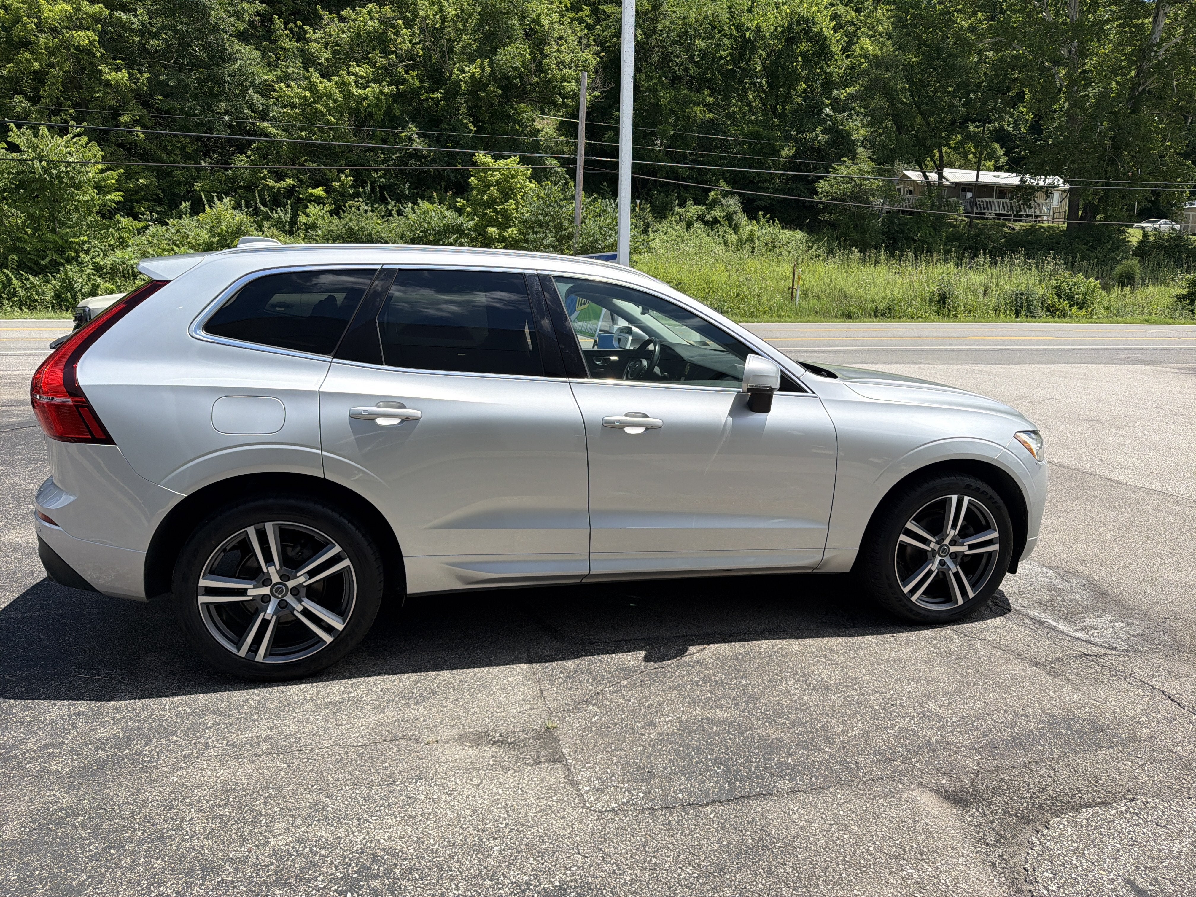 2021 Volvo XC60 Momentum
