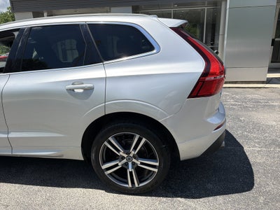 2021 Volvo XC60 Momentum